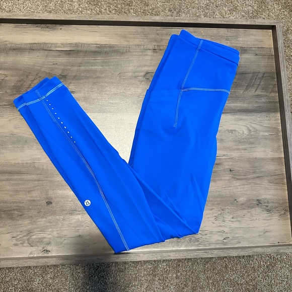 Lululemon swift speed 28” leggings size 6 blazer blue - Picture 4 of 4